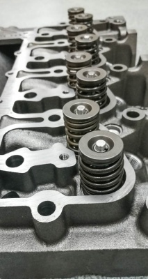 3967460 Головка блока цилиндров ГБЦ HEAD CYLINDER для Cummins B3.9 Взаимозаменяемые номера: 3934161, 3966448, 3966447, 3967432